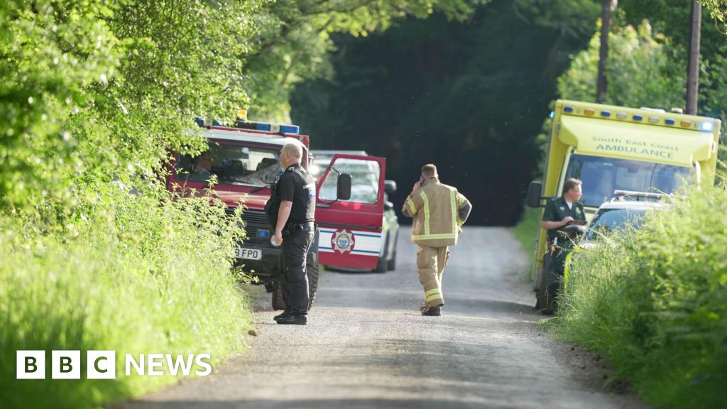 West Sussex glider lost control twice before fatal crash